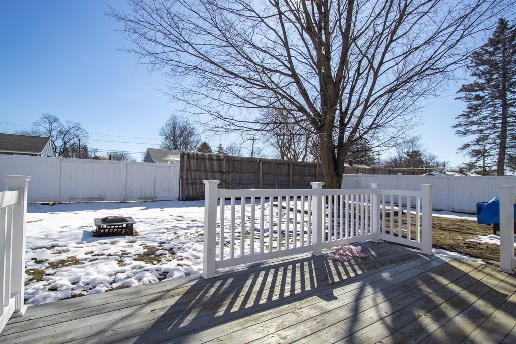 11 Metzger Place Springfield, MA 01104 - Photo 33 of 39 Gallery Image 33