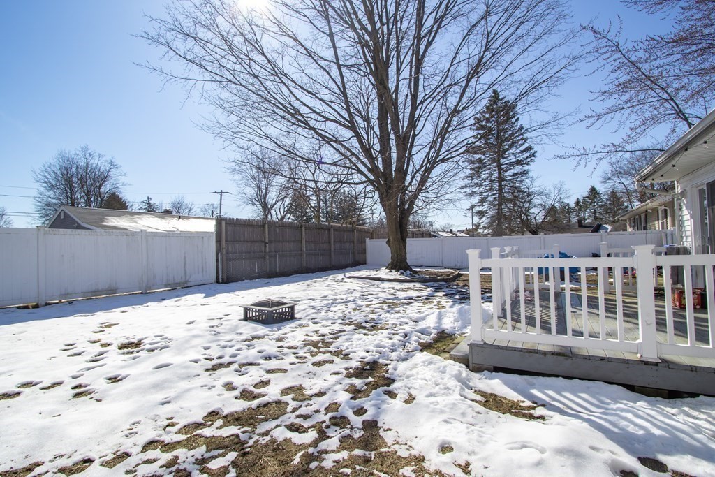 11 Metzger Place Springfield, MA 01104 - Photo 34 of 39 Gallery Image 34