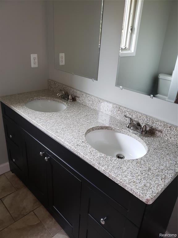 3695 Peppermill Road Attica, MI 48412 - Photo 12 of 16 Jan1masterbath3695.jpg