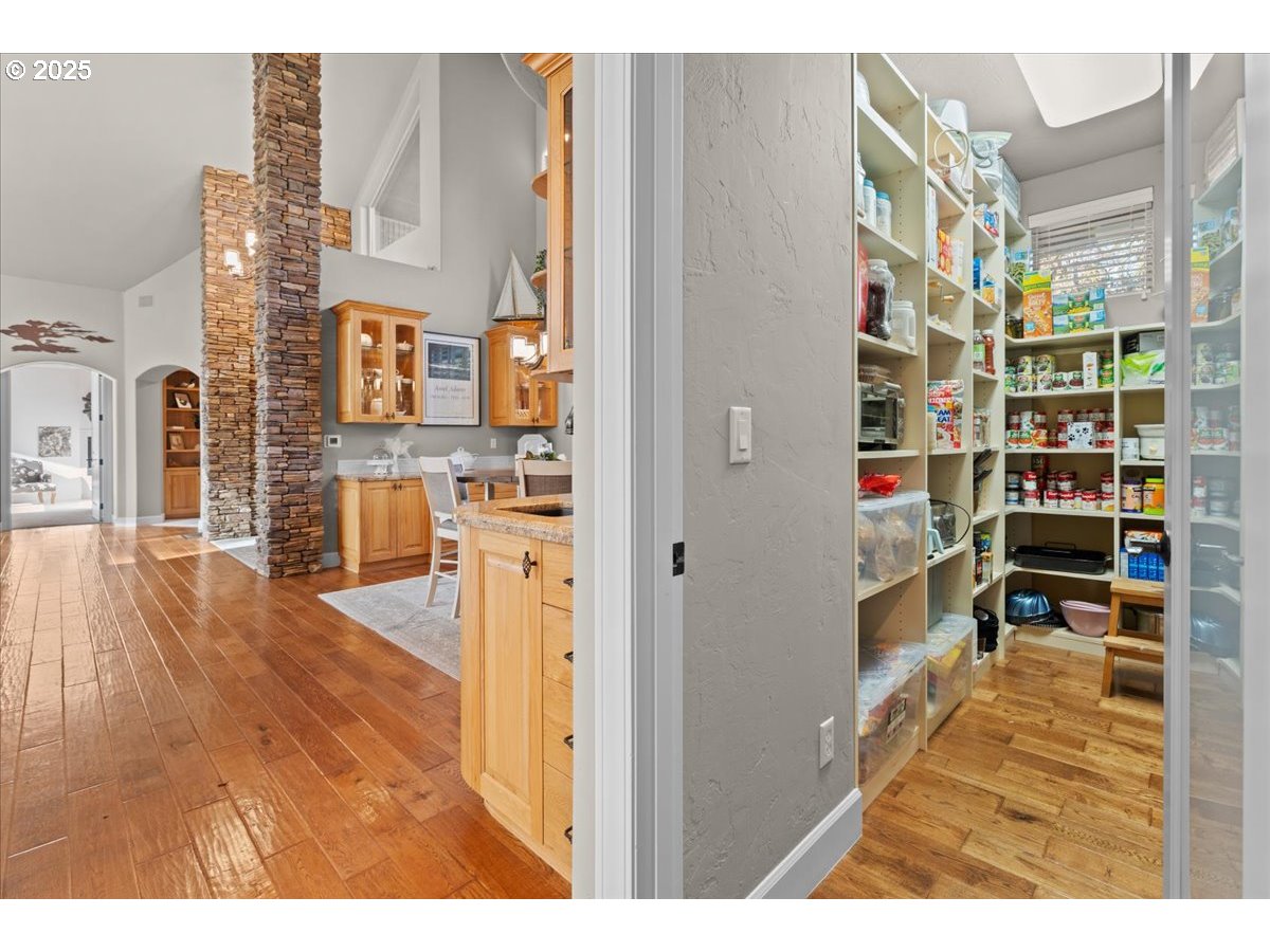 17616 Abiqua Road Northeast Silverton, OR 97381 - Photo 26 of 48