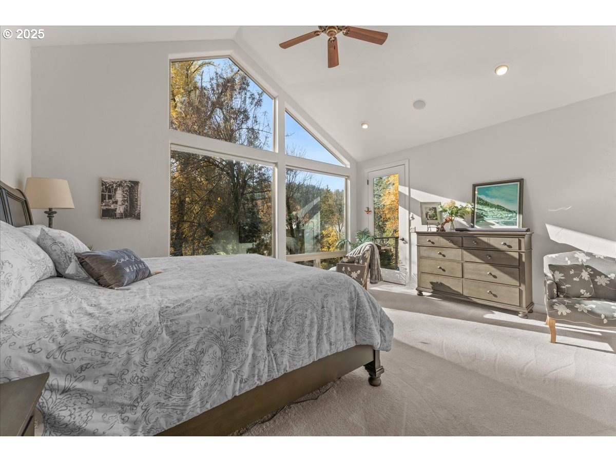 17616 Abiqua Road Northeast Silverton, OR 97381 - Photo 28 of 48