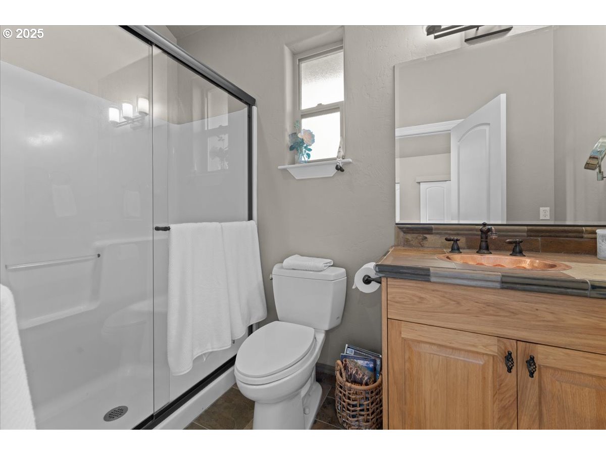 17616 Abiqua Road Northeast Silverton, OR 97381 - Photo 36 of 48