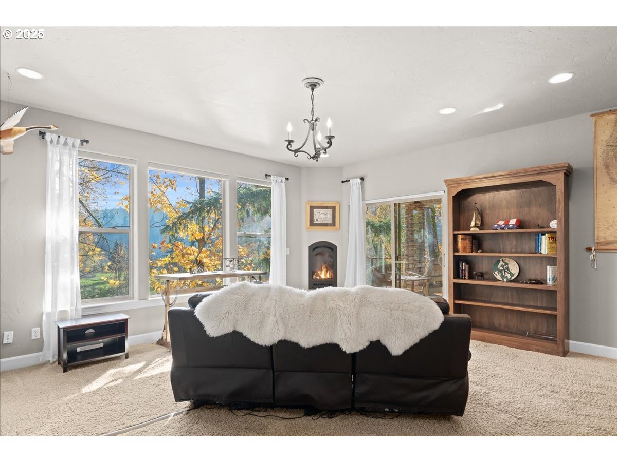 17616 Abiqua Road Northeast Silverton, OR 97381 - Photo 43 of 48