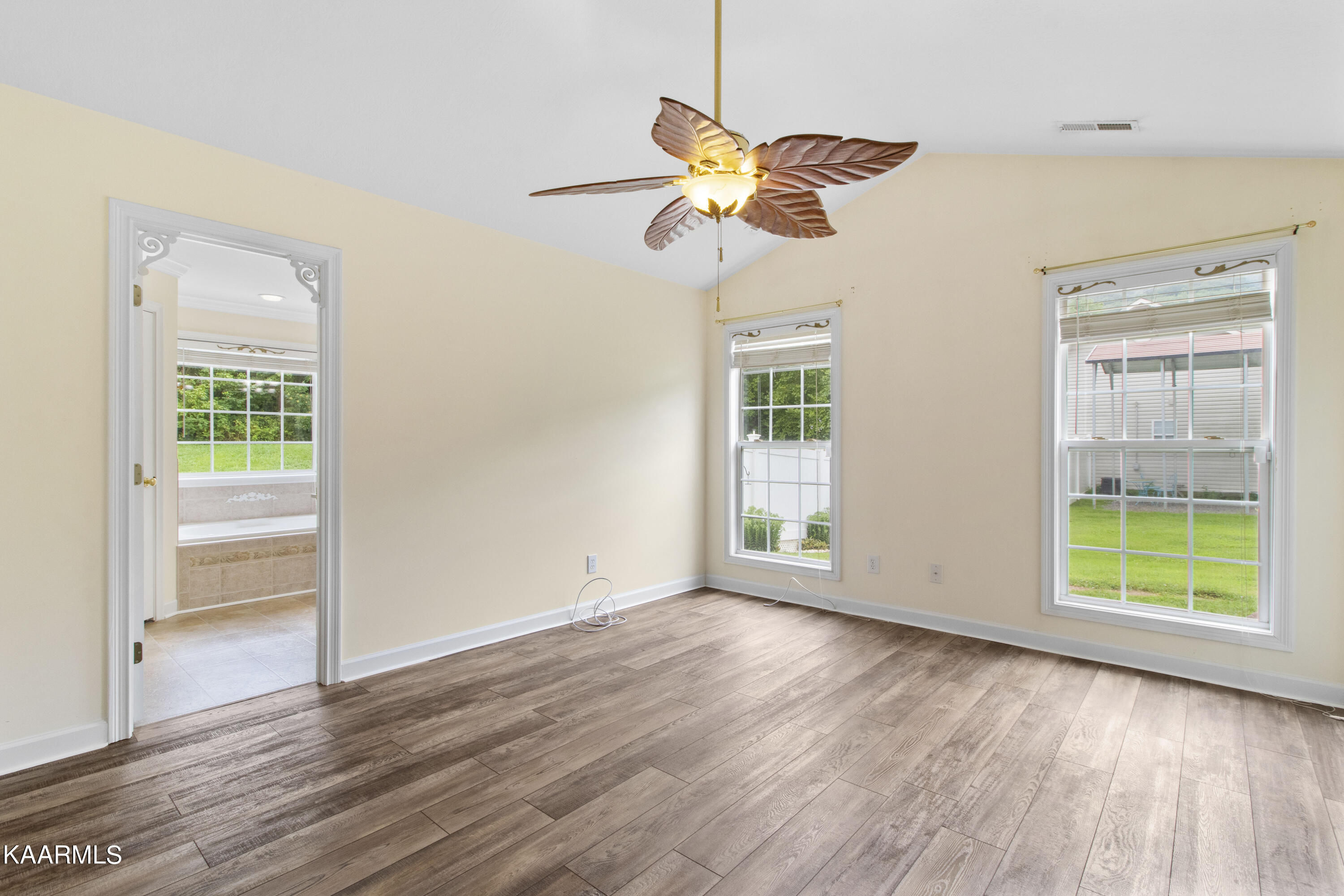 210 Hermitage Boulevard Oak Ridge, TN 37830 - Photo 13 of 41 IMG_5497