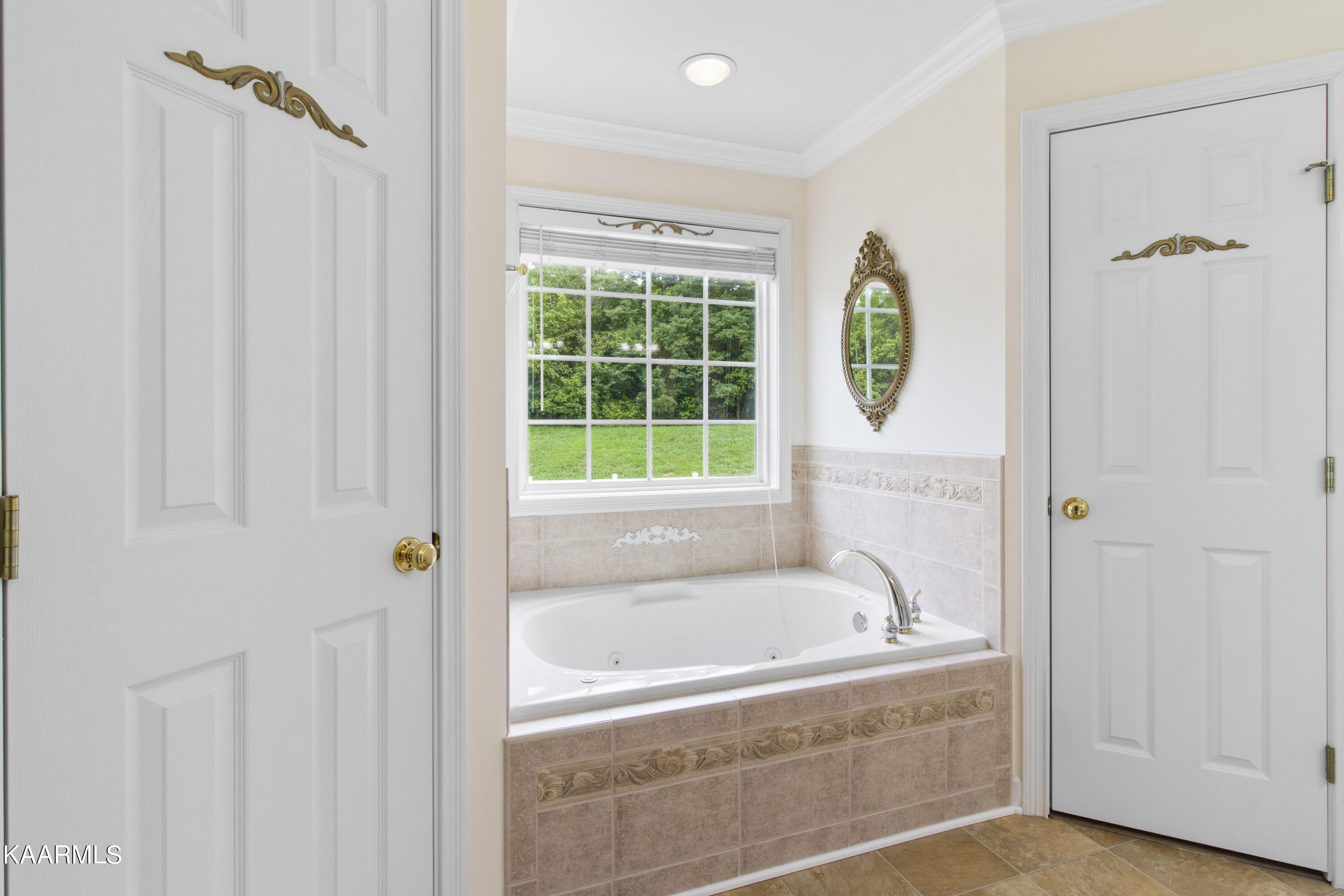 210 Hermitage Boulevard Oak Ridge, TN 37830 - Photo 14 of 41 IMG_5482