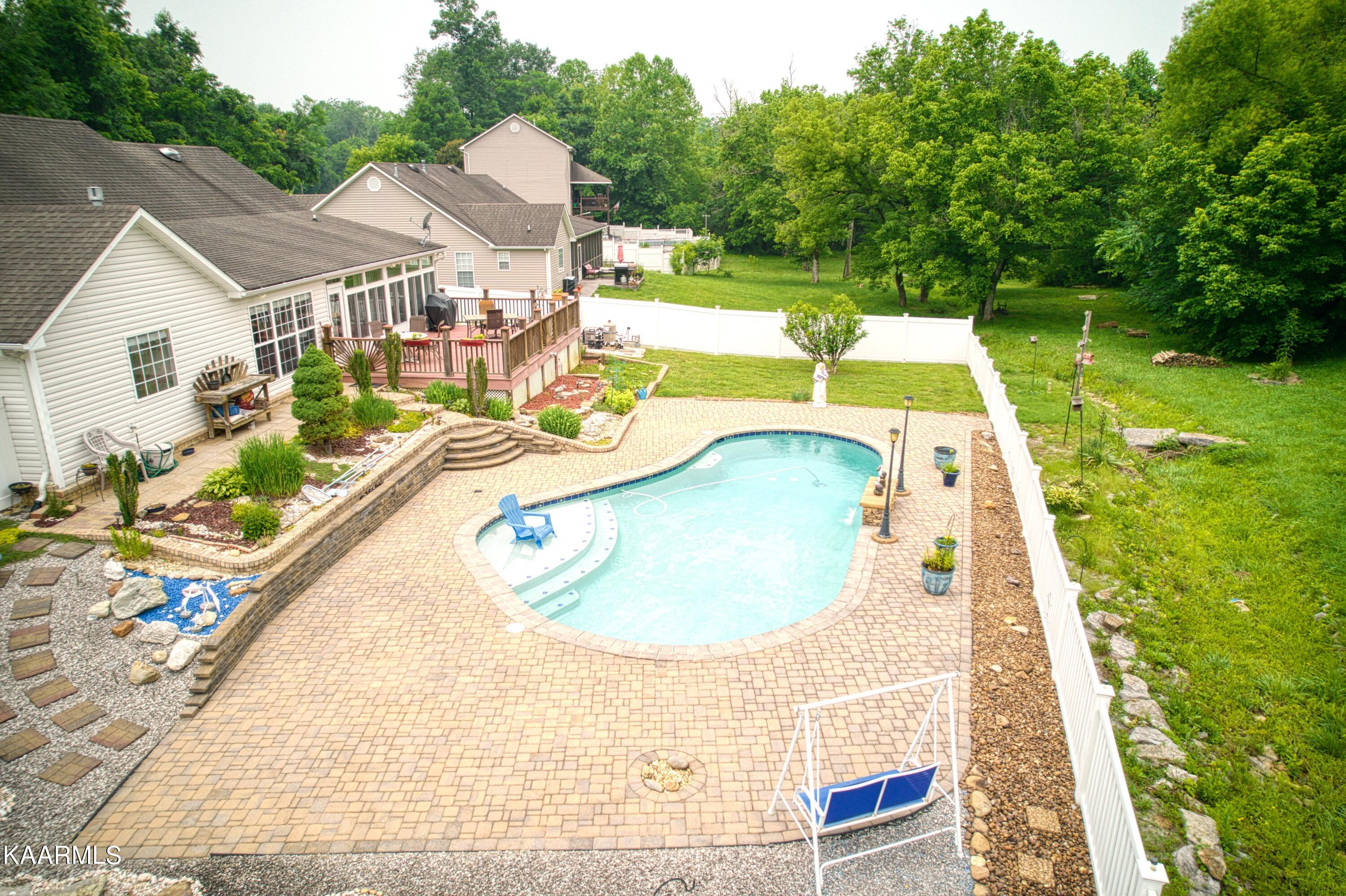 210 Hermitage Boulevard Oak Ridge, TN 37830 - Photo 26 of 41 Hermitage Blvd_23