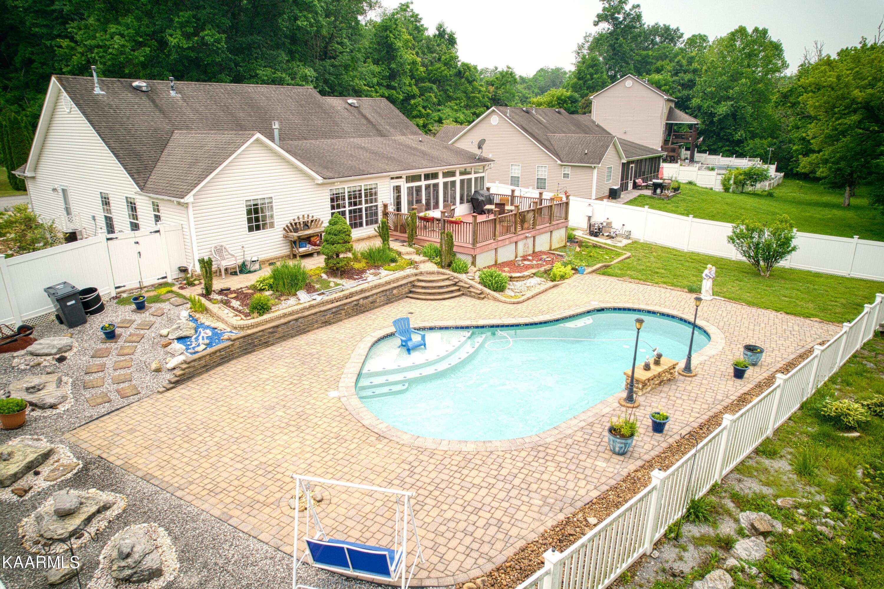 210 Hermitage Boulevard Oak Ridge, TN 37830 - Photo 30 of 41 Hermitage Blvd_22