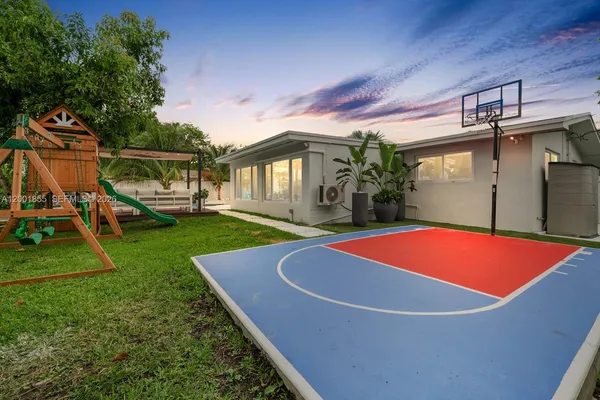 $5,500 | 18641 Belview Drive, Cutler Bay, FL 33157