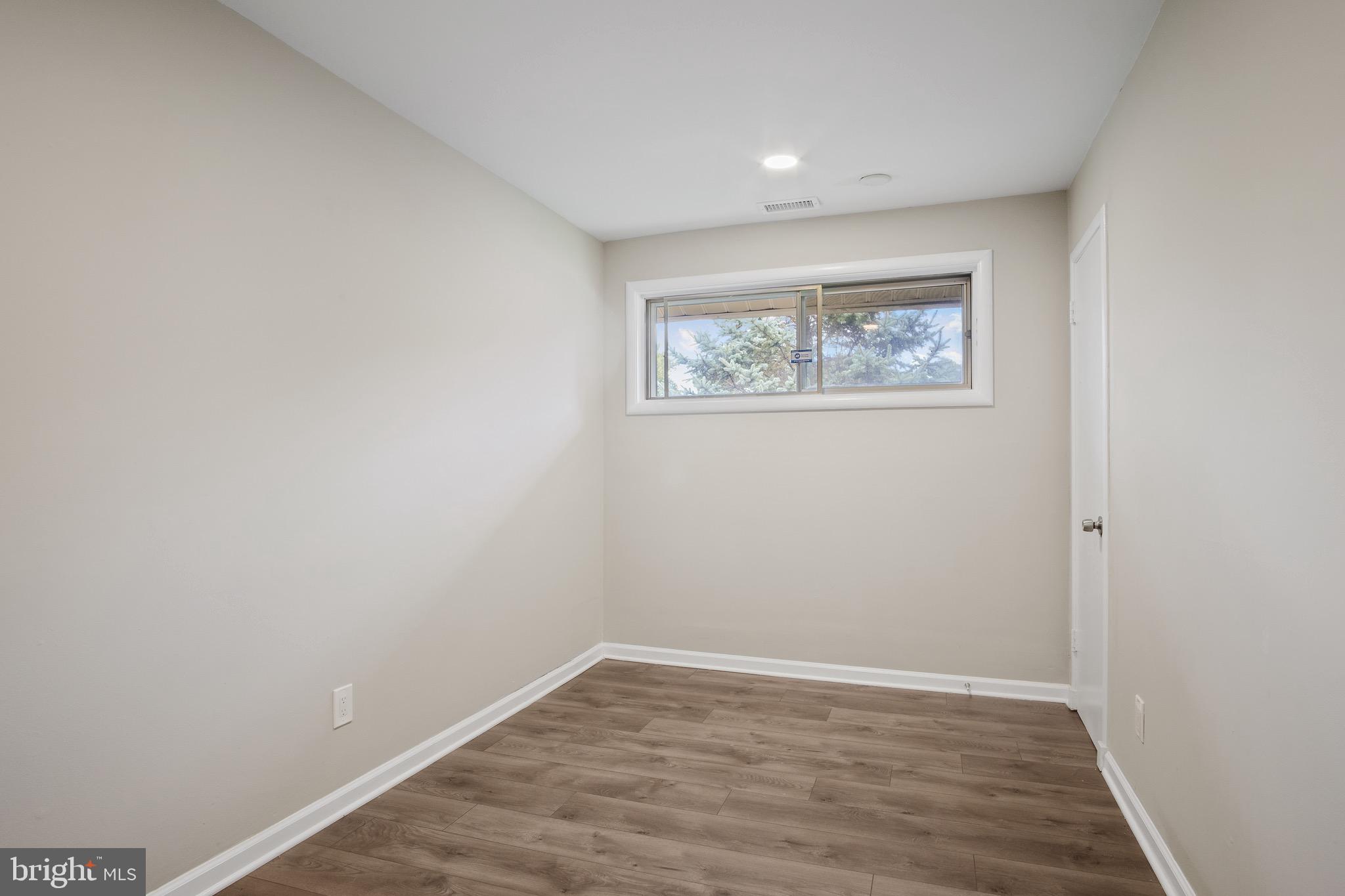 10108 Cornwall Road Fairfax, VA 22030 - Photo 22 of 43