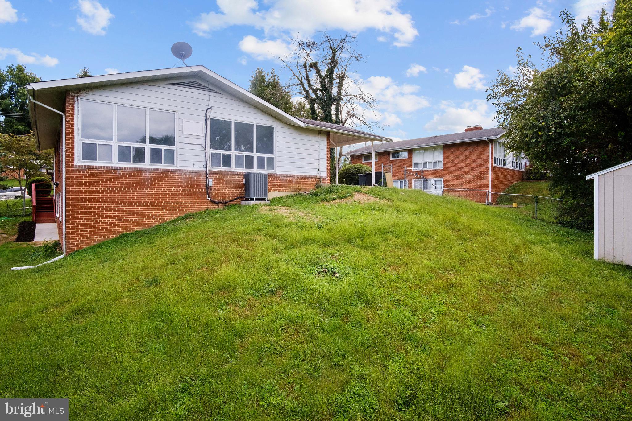 10108 Cornwall Road Fairfax, VA 22030 - Photo 38 of 43
