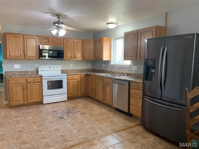 $460,000 | 3136 Mill Hill Road, St. Clair, MO 63077