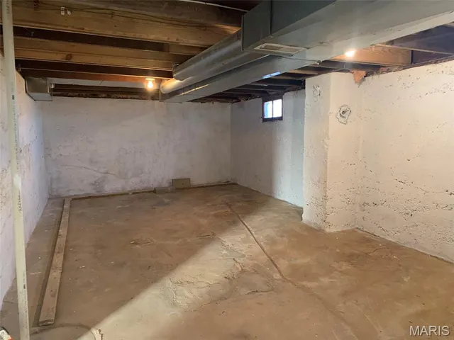 $460,000 | 3136 Mill Hill Road, St. Clair, MO 63077