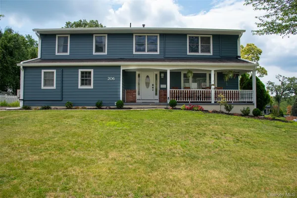 $949,000 | 206 West Central Avenue, Pearl River, NY 10965