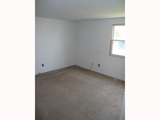1839 Binbrook Road Columbus, OH 43227 - Photo 6 of 10 Gallery Image 6