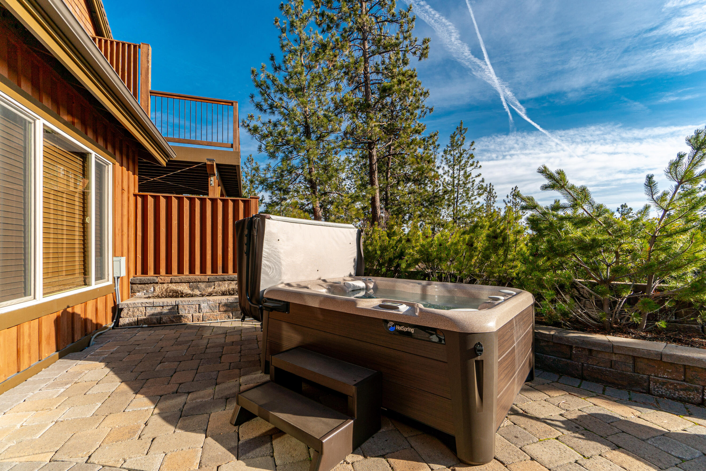 60430 Snap Shot Loop Bend, OR 97702 - Photo 42 of 54 60430 Snap Shot Lp_Rear-HotTub2