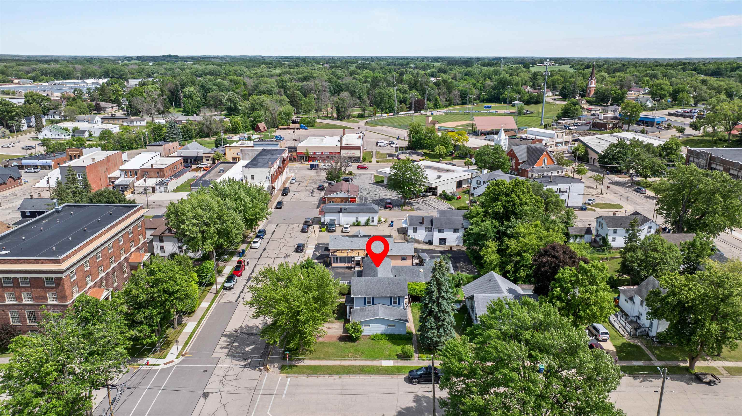 27 9th Street Clintonville, WI 54929 - Photo 47 of 50