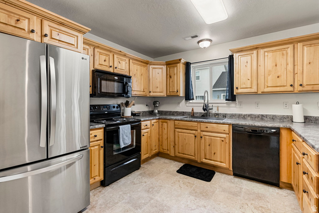 1880 South 1325th Street West Logan, UT 84321 - Photo 14 of 37