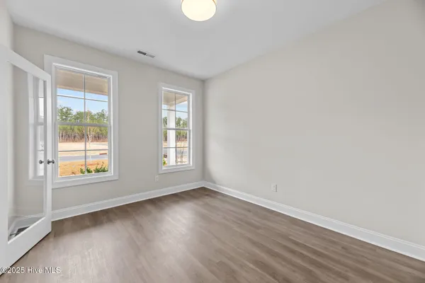 $437,900 | 1015 Brighton Drive, New Bern, NC 28562