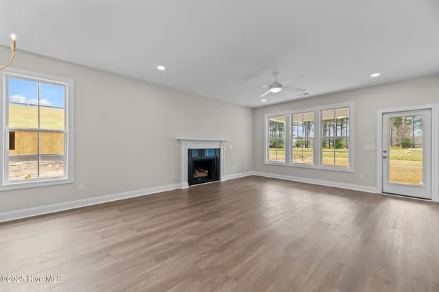 $437,900 | 1015 Brighton Drive, New Bern, NC 28562