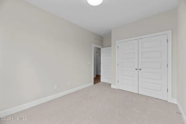$437,900 | 1015 Brighton Drive, New Bern, NC 28562
