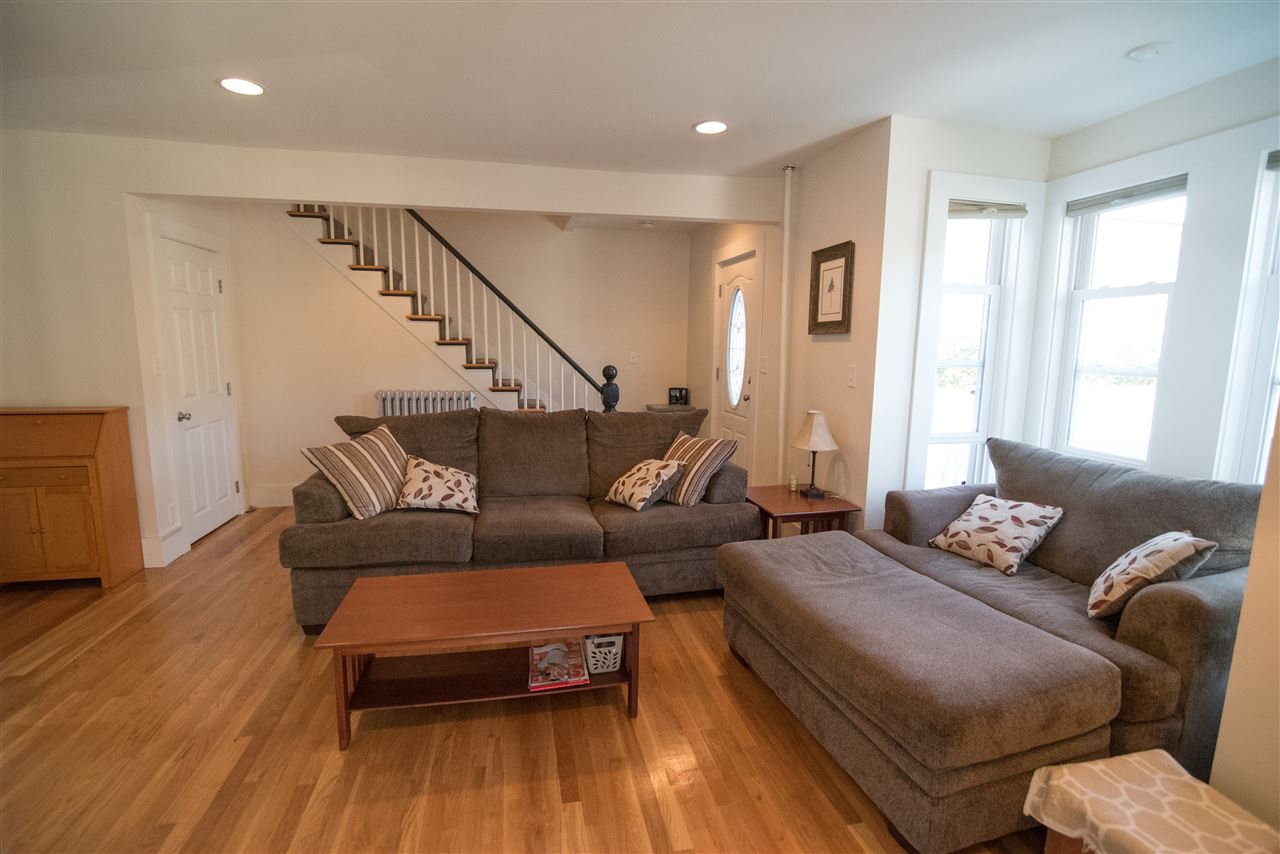 21 Charter Street Exeter, NH 03833 - Photo 8 of 30