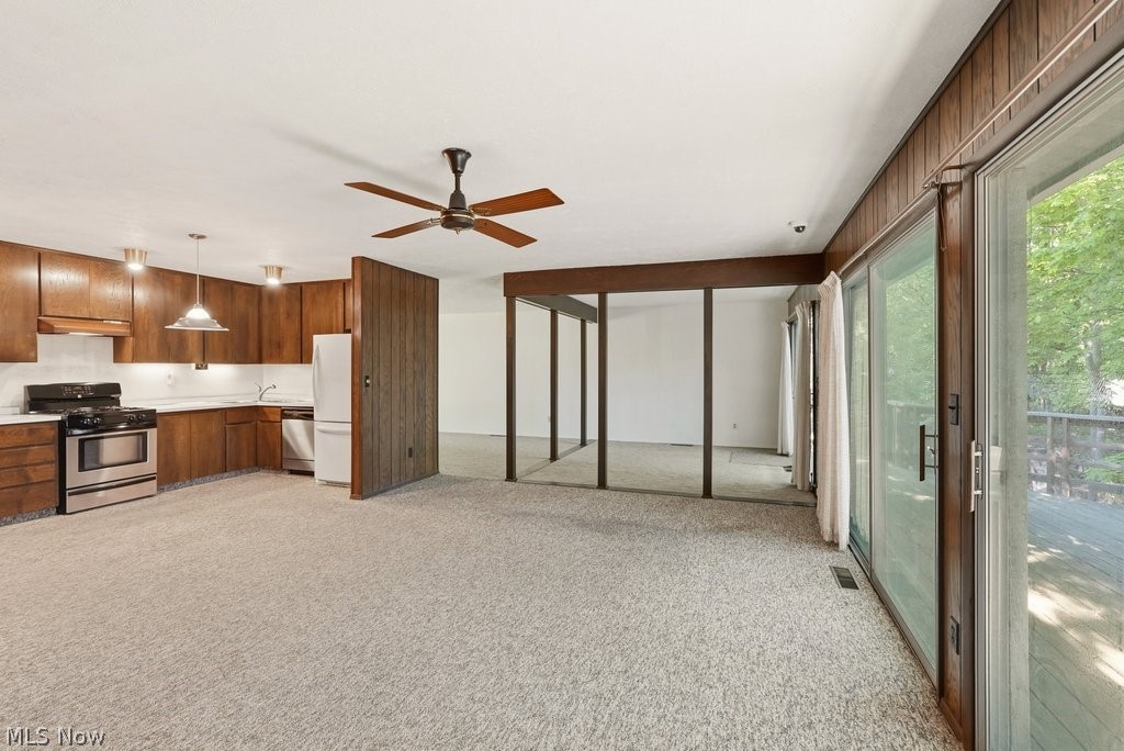 17482 Falling Water Road Strongsville, OH 44136 - Photo 14 of 33 Family room open to kitchen
