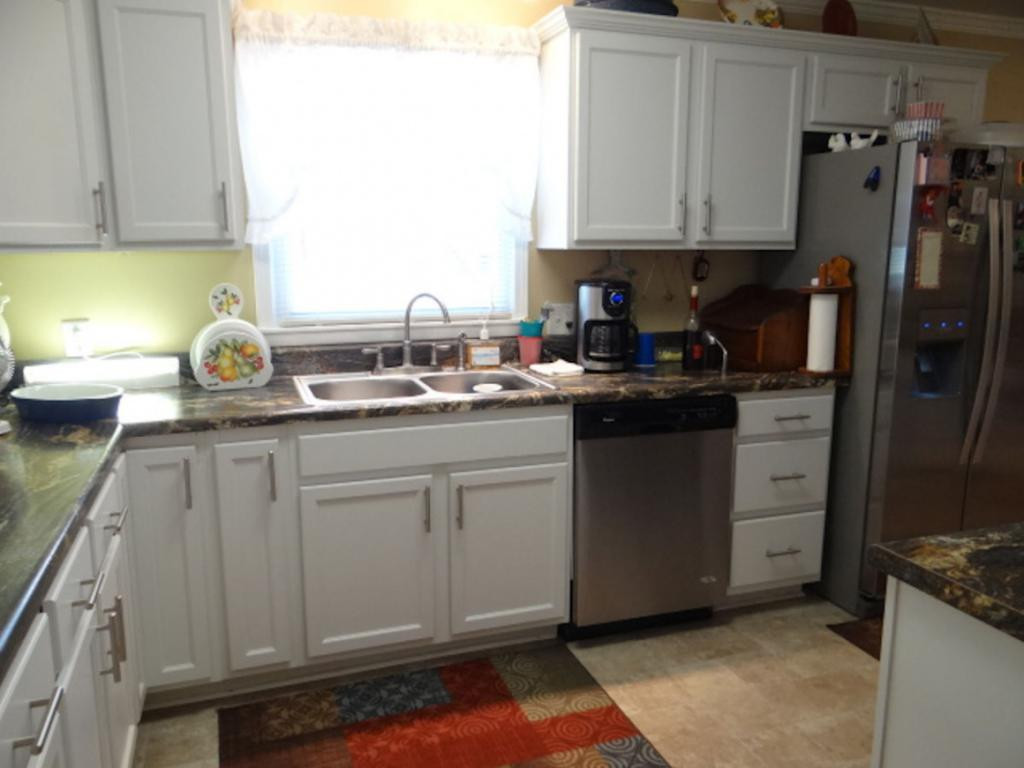 20459 Blue Spruce Road Bristol, VA 24202 - Photo 3 of 22 Photo 3