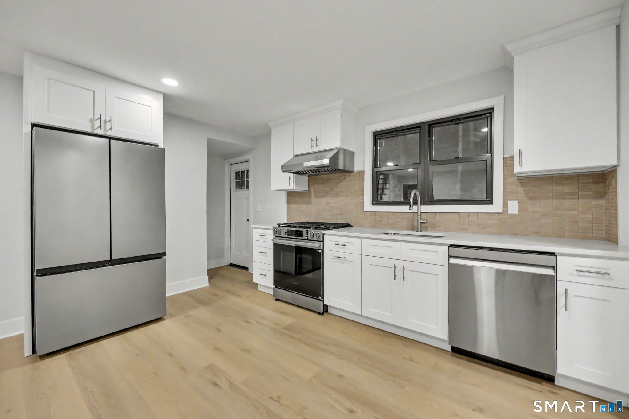 14 Gisella Road Trumbull, CT 06611 - Photo 17 of 40 Gallery Image 17