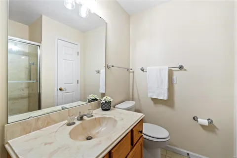 $325,000 | 3055 Devilla Trail, Unit 8B, St. Charles, MO 63301