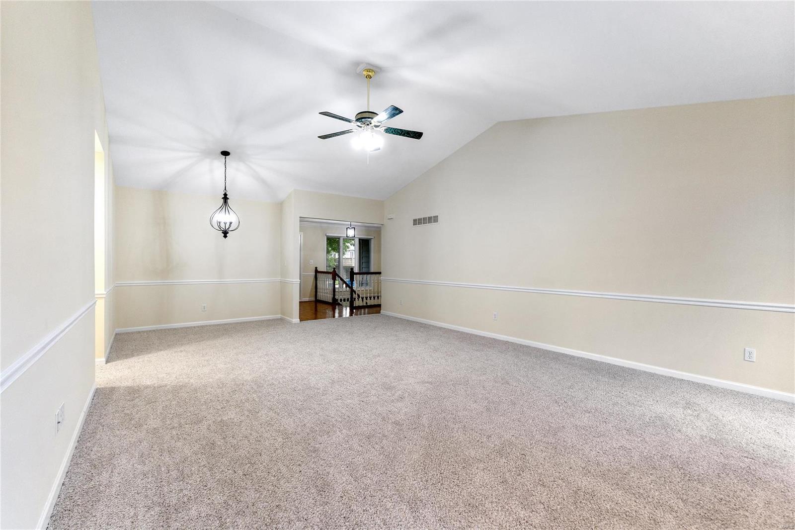 3055 Devilla Trail, Unit 8B St. Charles, MO 63301 - Photo 5 of 32