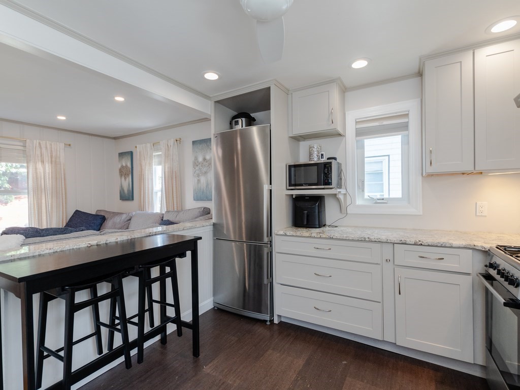 282 College Farm Road Waltham, MA 02451 - Photo 11 of 37 Gallery Image 11