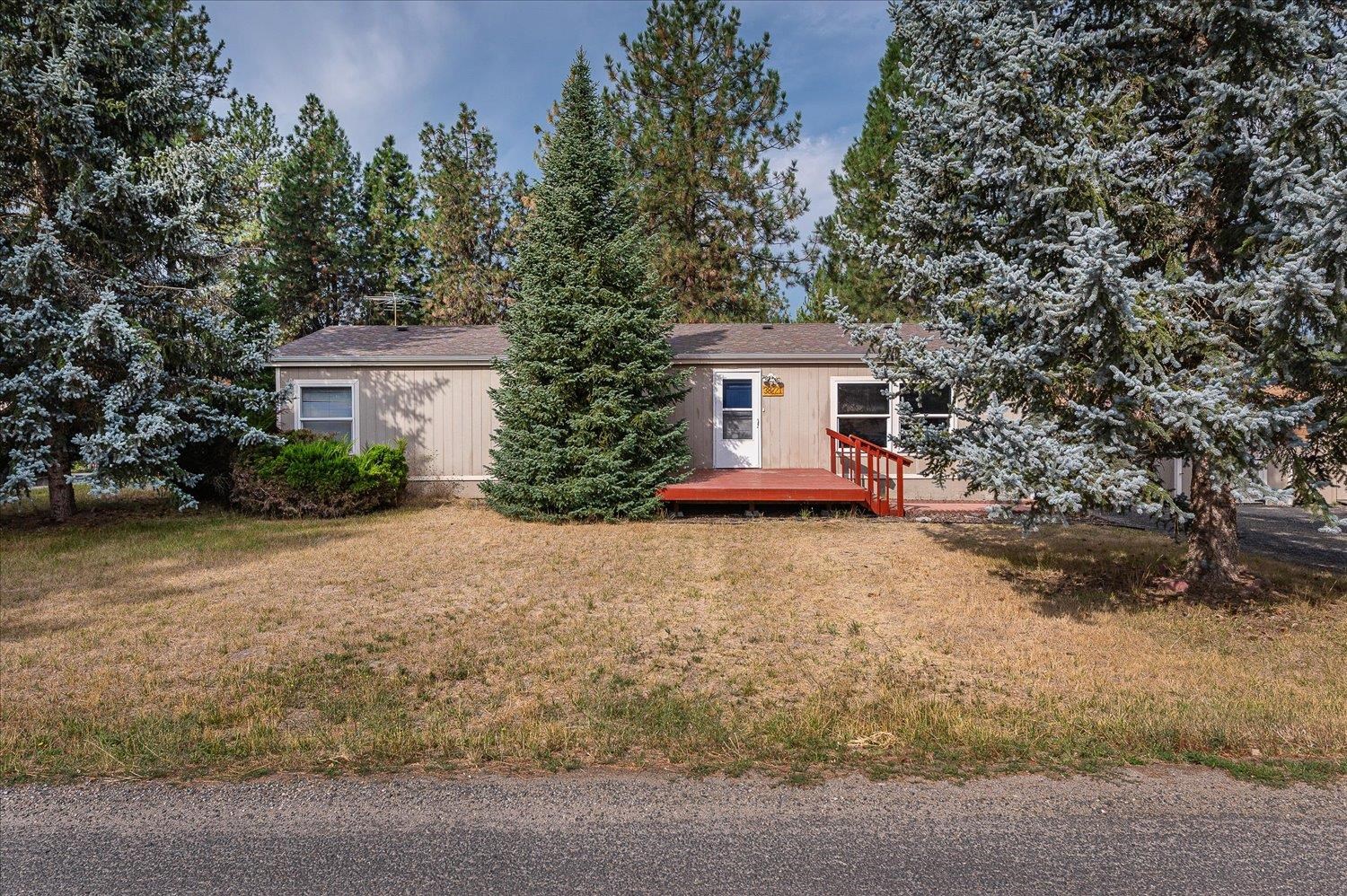 38221 North Sheets Road Elk, WA 99009 - Photo 2 of 50