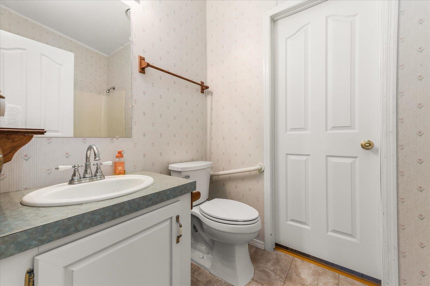 38221 North Sheets Road Elk, WA 99009 - Photo 28 of 50