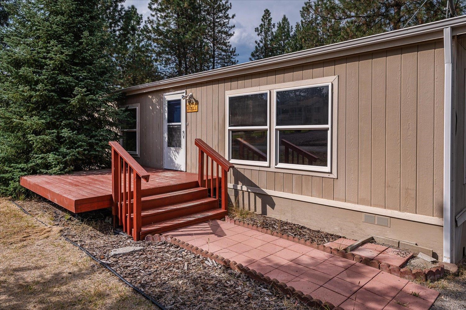 38221 North Sheets Road Elk, WA 99009 - Photo 6 of 50