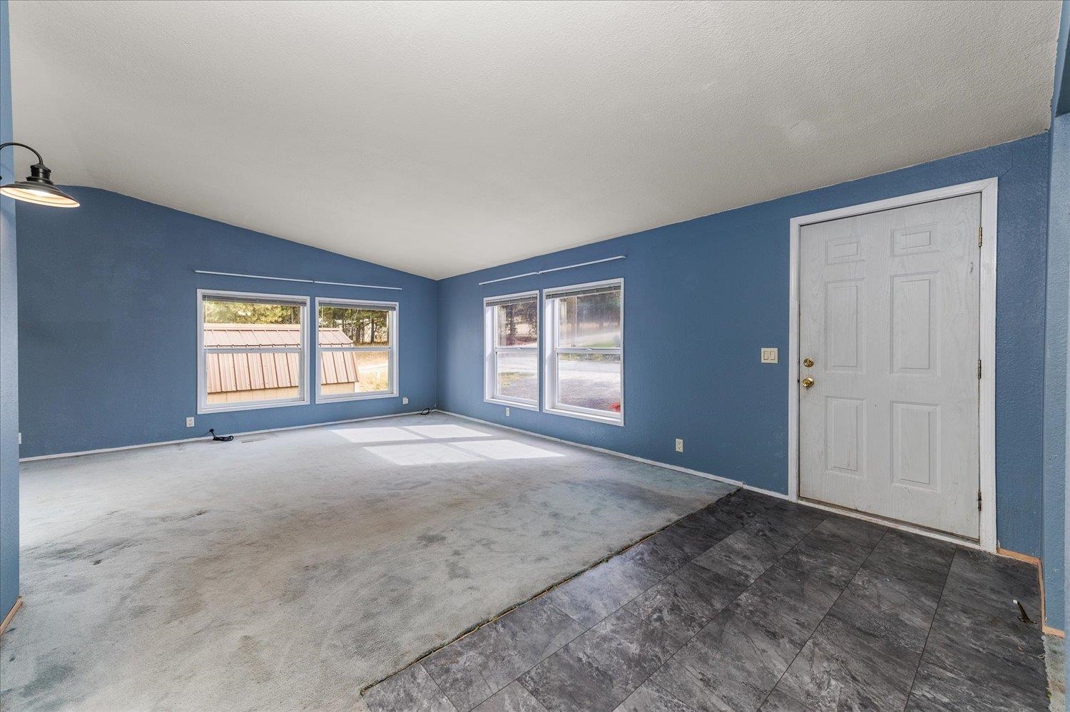 38221 North Sheets Road Elk, WA 99009 - Photo 9 of 50