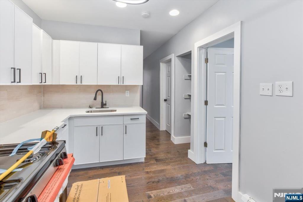 20 Edwin Place Newark, NJ 07112 - Photo 31 of 47 Gallery Image 31