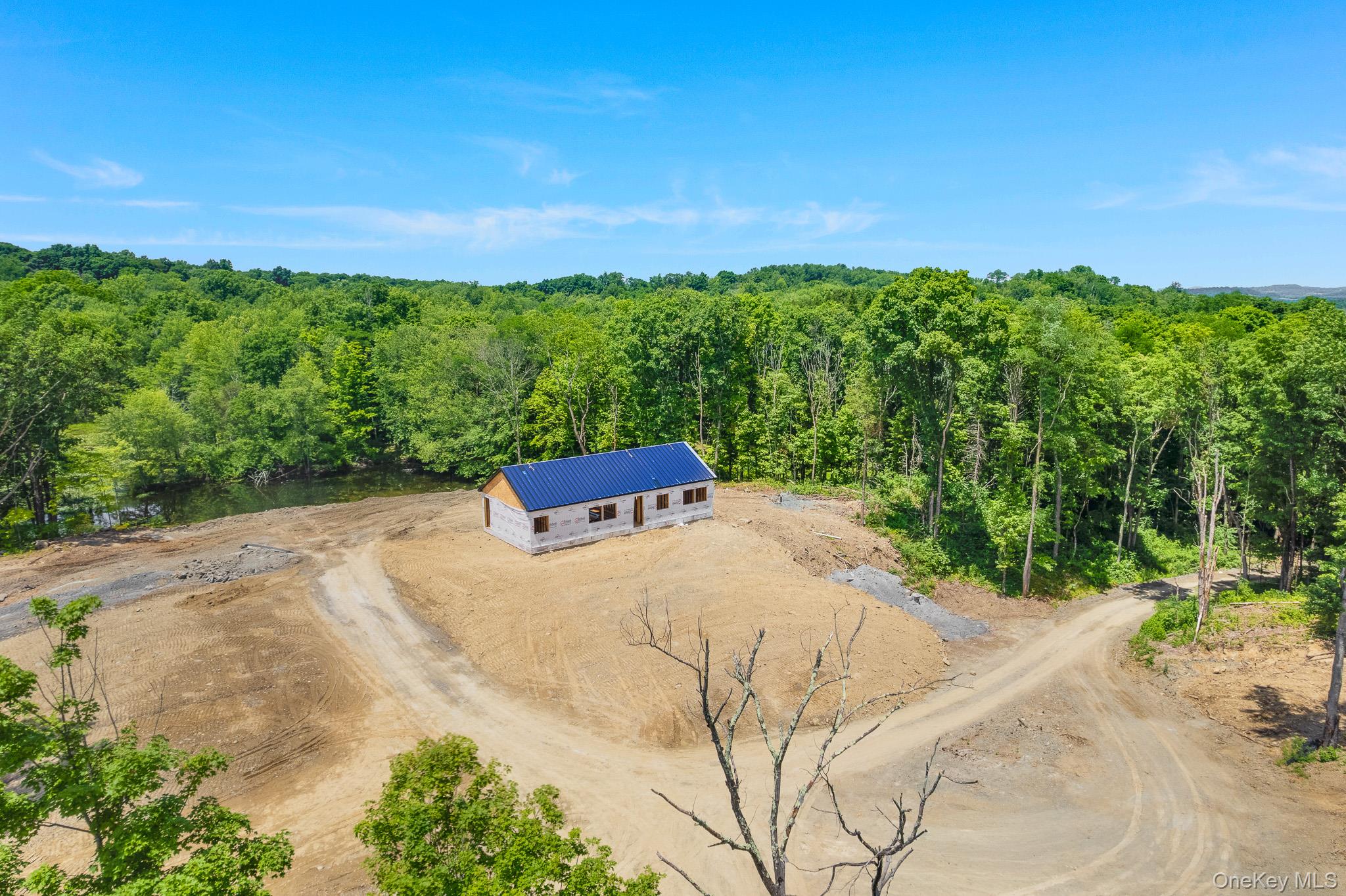 625 Traver Road Pleasant Valley, NY 12569 - Photo 3 of 26