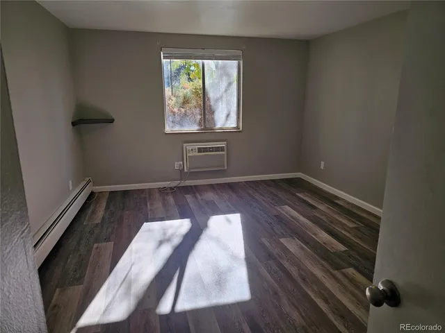 $999 | 1304 South Parker Road, Unit 146, Denver, CO 80231