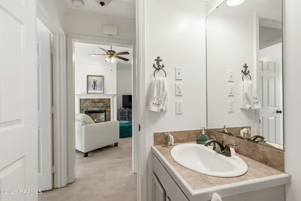 $1,950 | 125 Tall Oaks Lane, Youngsville, LA 70592