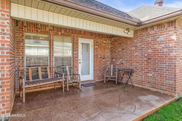 $1,950 | 125 Tall Oaks Lane, Youngsville, LA 70592