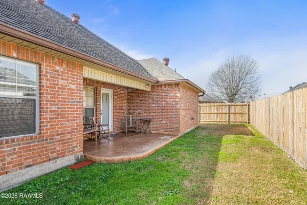 $1,950 | 125 Tall Oaks Lane, Youngsville, LA 70592