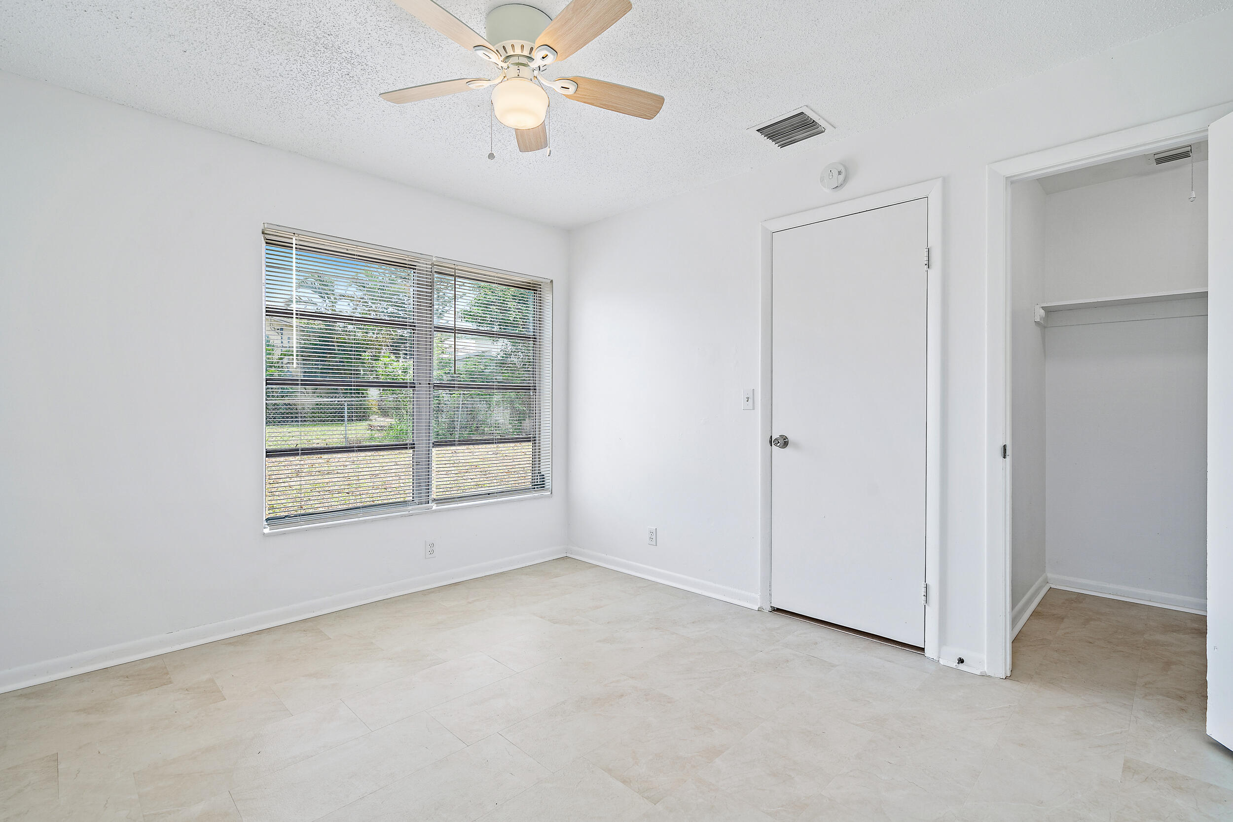 1138 West 25th Street Riviera Beach, FL 33404 - Photo 13 of 30 1138 W 25th St MLS-14