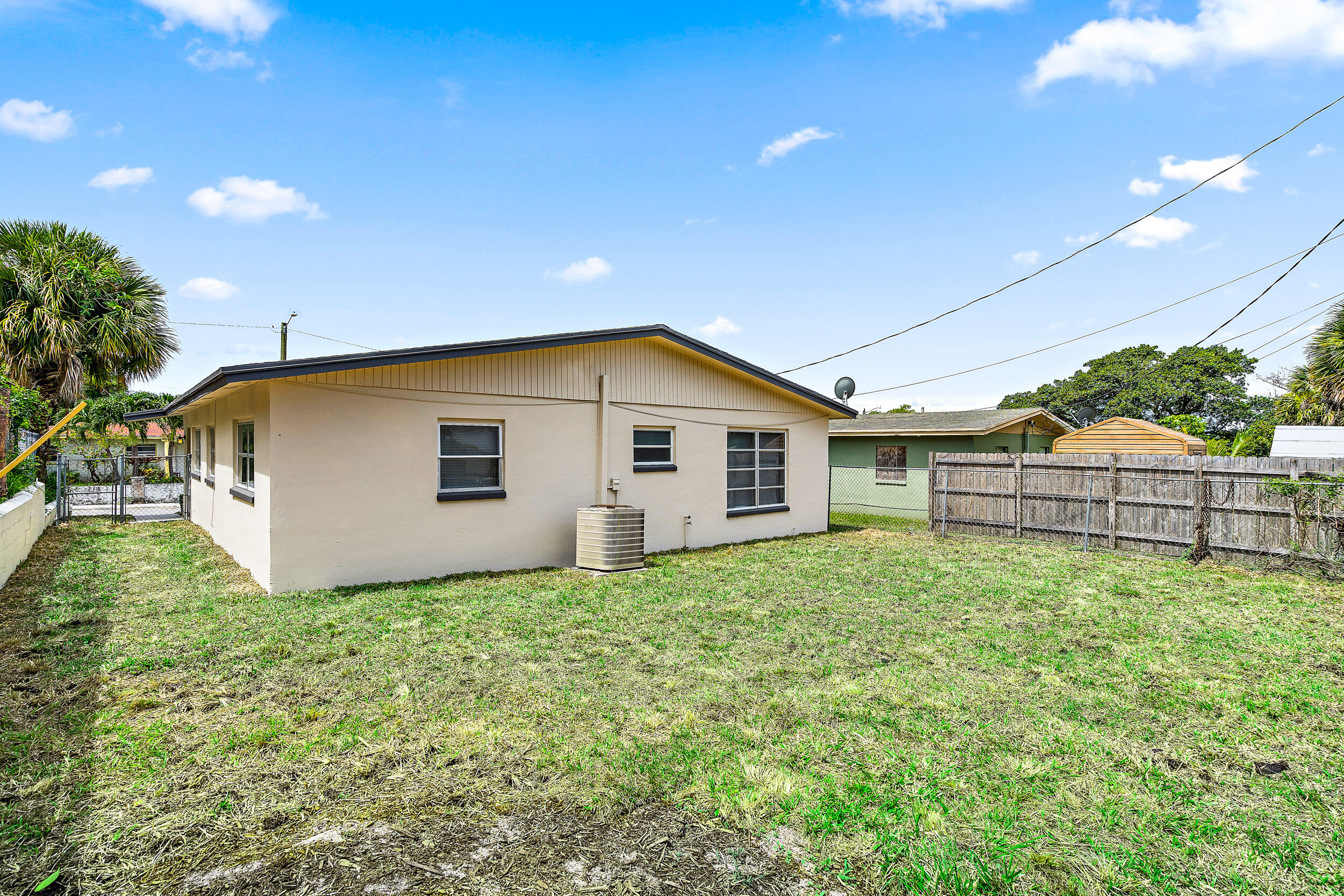 1138 West 25th Street Riviera Beach, FL 33404 - Photo 14 of 30 1138 W 25th St MLS-15