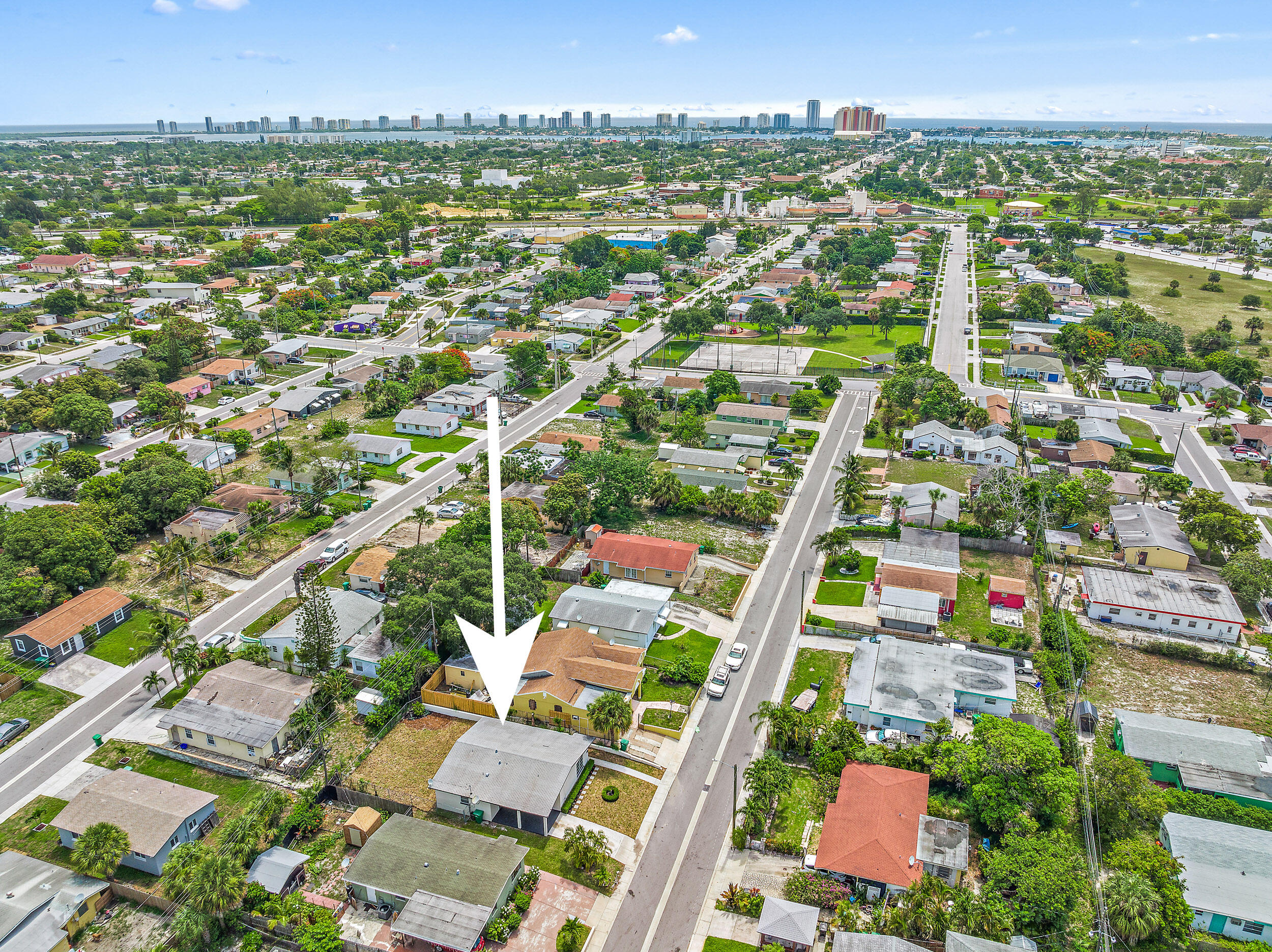 1138 West 25th Street Riviera Beach, FL 33404 - Photo 27 of 30 1138 W 25th St MLS-28