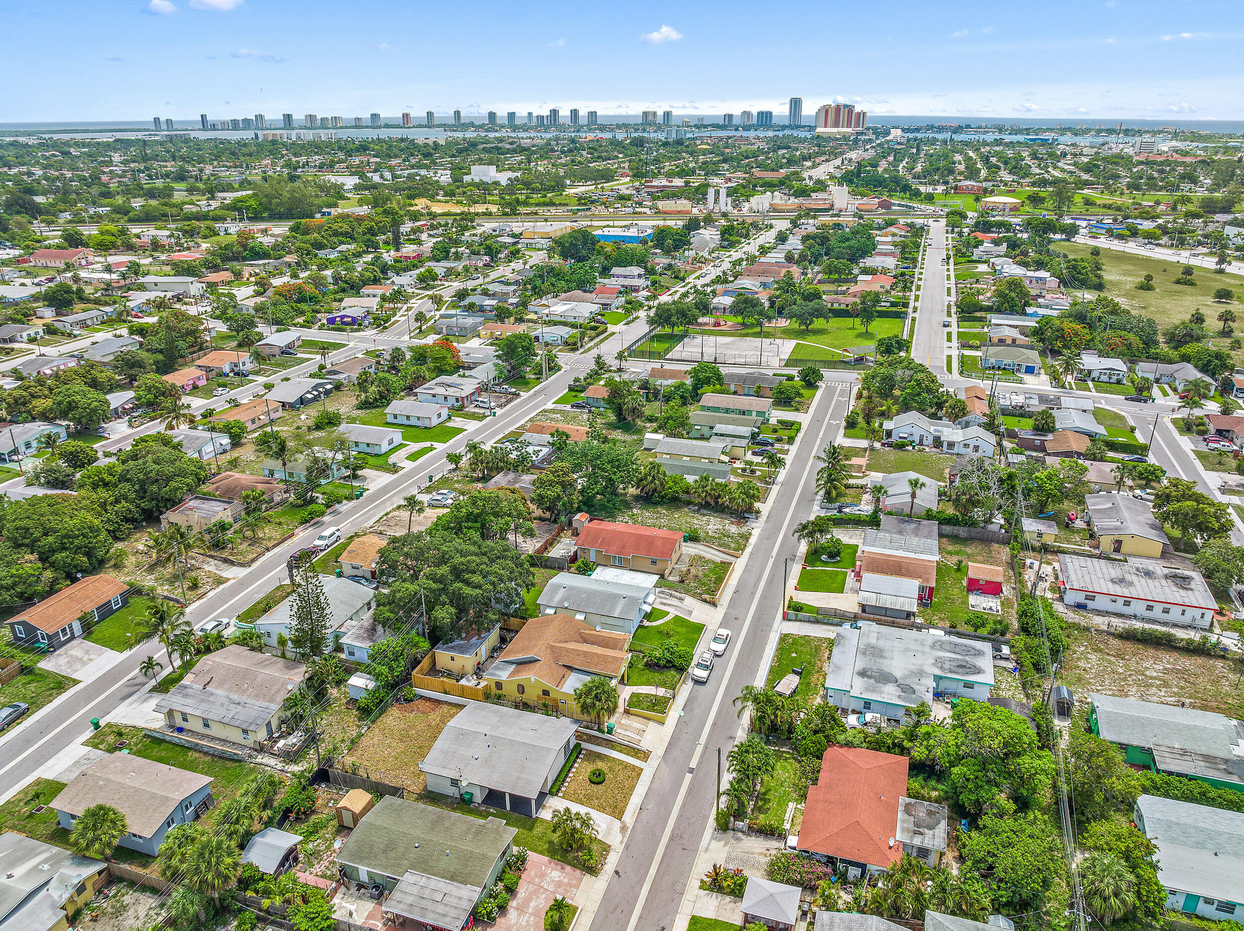 1138 West 25th Street Riviera Beach, FL 33404 - Photo 28 of 30 1138 W 25th St MLS-29