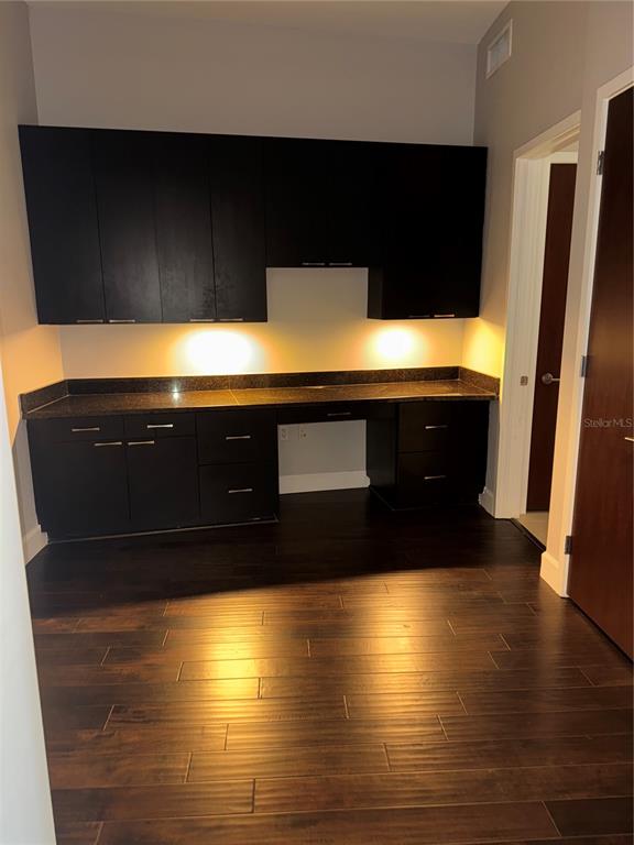 912 Channelside Drive, Unit 2803 Tampa, FL 33602 - Photo 6 of 19