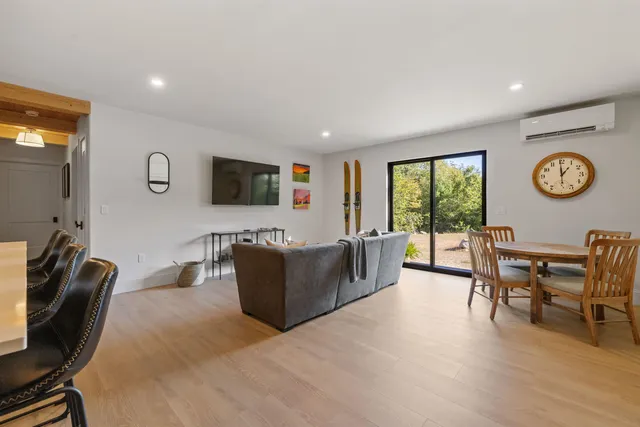 $3,999 | 70 Greystone Lane, Unit 2, Newbury, NH 03255