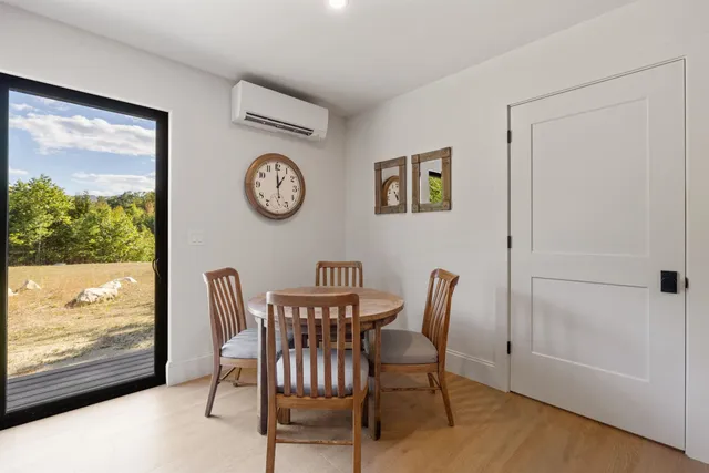 $3,999 | 70 Greystone Lane, Unit 2, Newbury, NH 03255