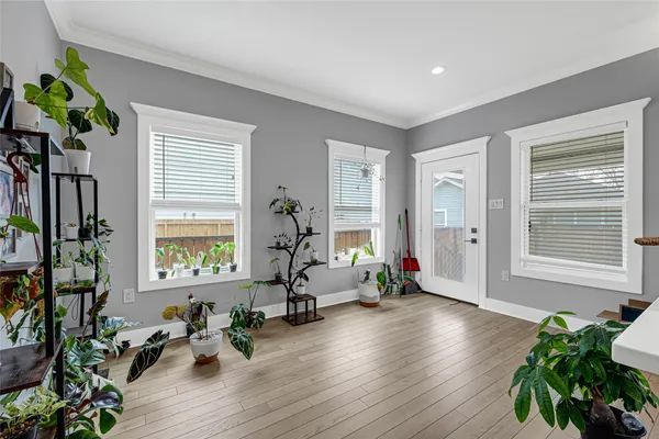 $3,000 | 3513 Omega Street, Houston, TX 77022