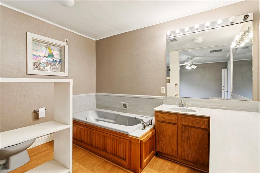 215 Jackson Avenue Mandeville, LA 70448 - Photo 14 of 41